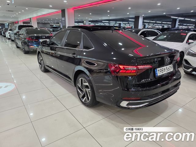 Volkswagen Jetta 7-го поколения 1.5 TSI Prestige - фото 1