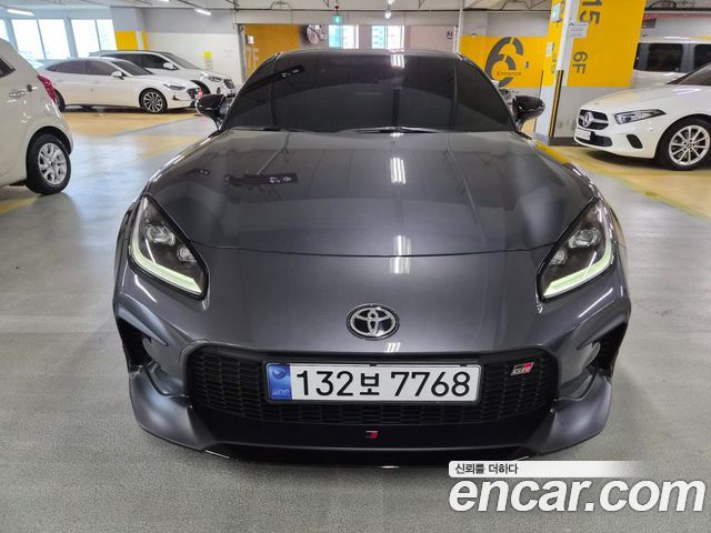 Toyota 86 GR86 2.4 Premium - фото 2