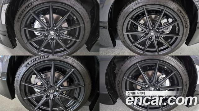 Toyota 86 GR86 2.4 Premium - фото 4