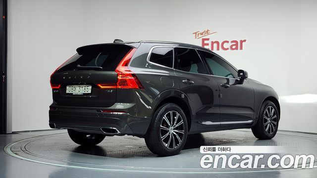 Volvo XC60 2-го поколения T6 Inscription - фото 1