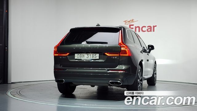 Volvo XC60 2-го поколения T6 Inscription - фото 3