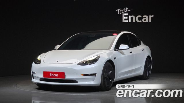 Tesla Model 3 Long Range AWD - фото 0