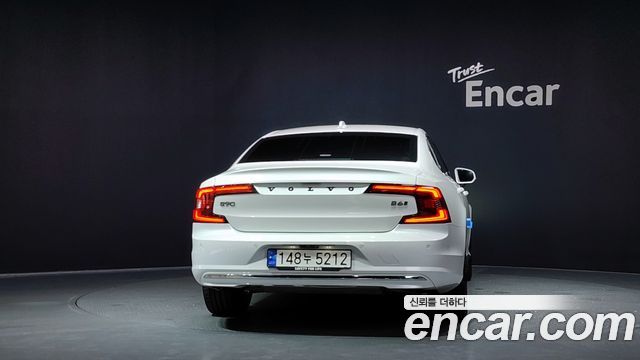 Volvo S90 B6 AWD Ultra Bright - фото 3