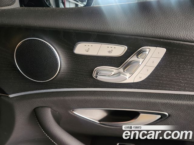 Mercedes-Benz E-Class W213 E250 Avantgarde - фото 3
