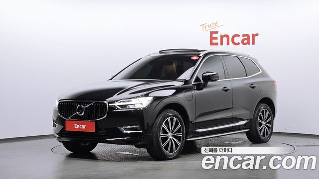 Volvo XC60 2-го поколения T8 Inscription - фото 0