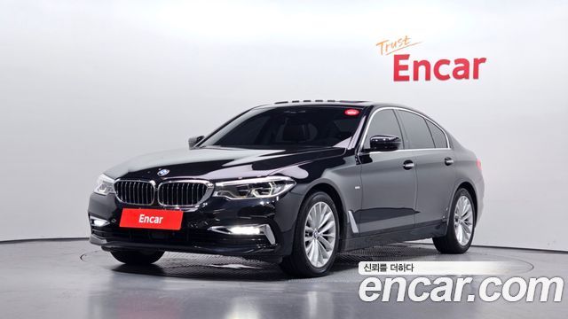 BMW 5 Series G30 520d xDrive Luxury Plus - фото 0