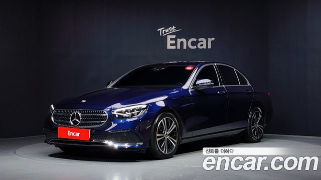 Mercedes-Benz E-Class W213 E250 Avantgarde - фото 0