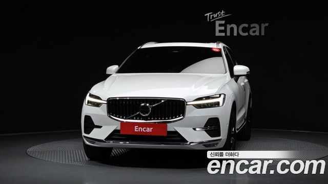 Volvo XC60 2-го поколения B5 Ultra Bright - фото 2