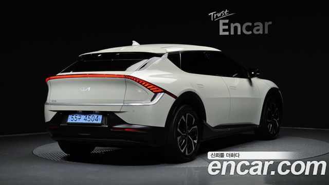 Kia EV6 Long Range Light - фото 1