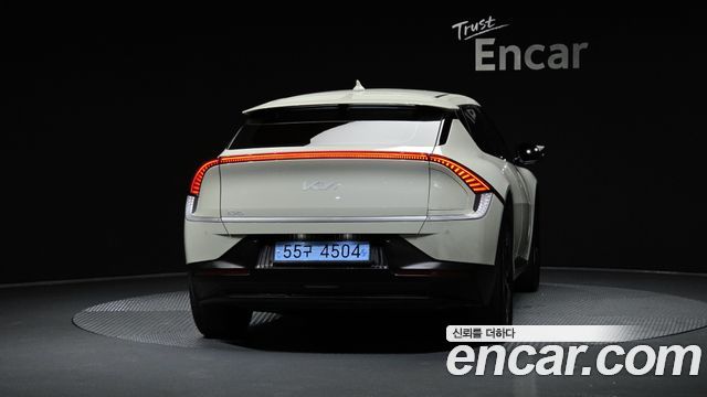 Kia EV6 Long Range Light - фото 3