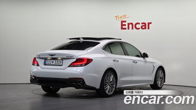 Genesis G70 2.0T Elite - фото 1