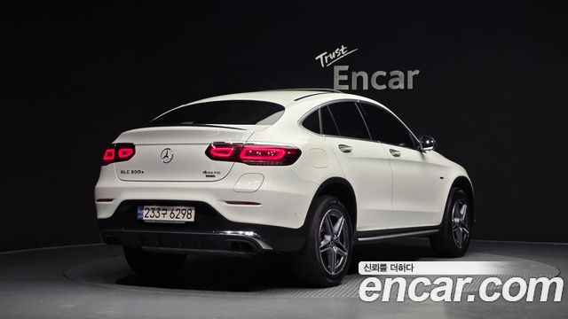 Mercedes-Benz GLC-Class X253 GLC300e 4MATIC Coupe - фото 1