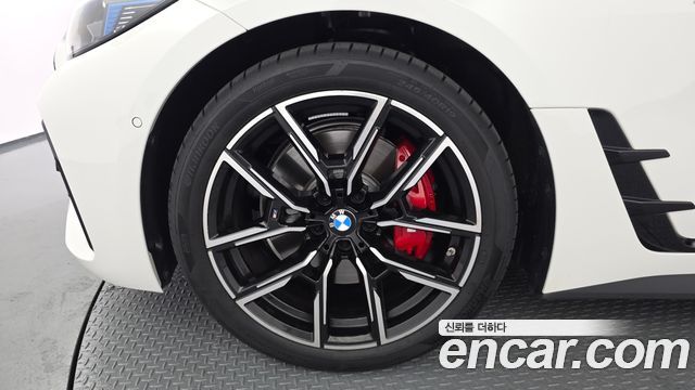 BMW 4 Series G22 420i M Sport Pro Gran Coupe - фото 4