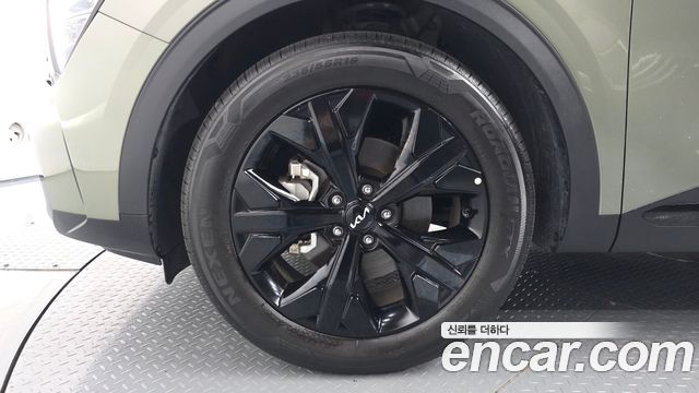 Kia Sportage 5-го поколения Gasoline 1.6 Turbo 2WD 30TH Edition - фото 4