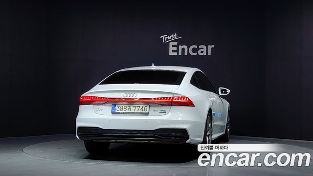 Audi A7 55 TFSI Quattro Premium - фото 3