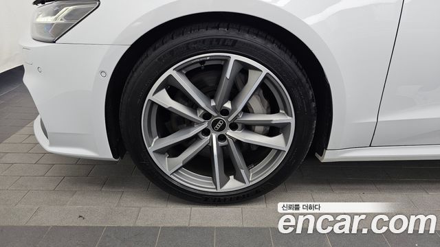 Audi A7 55 TFSI Quattro Premium - фото 4