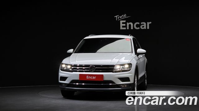 Volkswagen Tiguan 2-го поколения 2.0 TDI Premium - фото 2