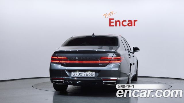 Genesis G90 3.8 AWD Premium Luxury - фото 2