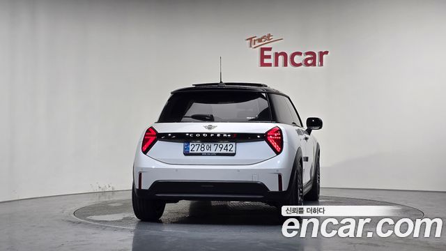Mini Cooper S 4-го поколения Favoured - фото 2