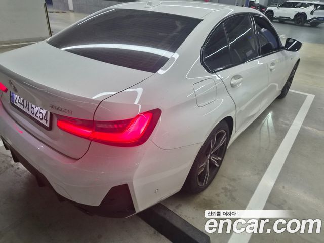 BMW 3 Series G20 320i M Sport - фото 2