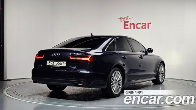 Audi A6 35 TDI Premium C7 - фото 1