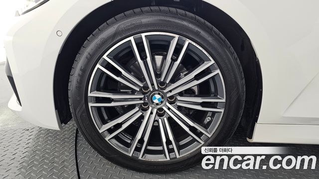 BMW 3 Series G20 320i M Sport - фото 4