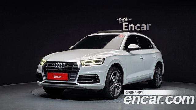 Audi Q5 FY 50 TDI Quattro Premium - фото 0