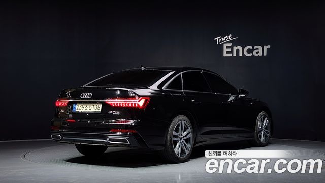 Audi A6 C8 45 TFSI Quattro Premium - фото 1