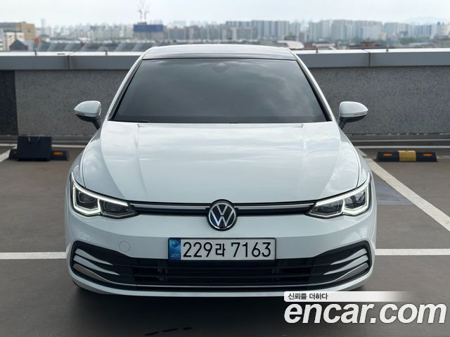 Volkswagen Golf 8-го поколения 2.0 TDI Prestige - фото 0