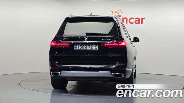 BMW X7 G07 xDrive 40i Design Pure Excellence 7-Seater - фото 3