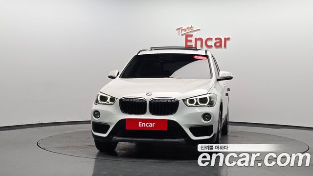 BMW X1 F48 xDrive 18d Joy - фото 2