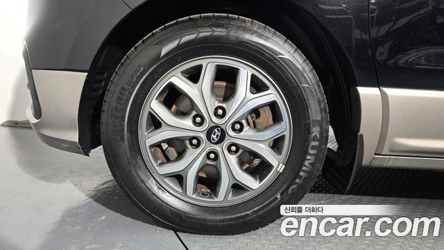 Hyundai Starex Новый Urban 9-Seater Premium Spicial - фото 4