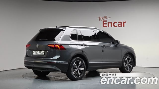 Volkswagen Tiguan 2-го поколения 2.0 TDI Prestige - фото 1