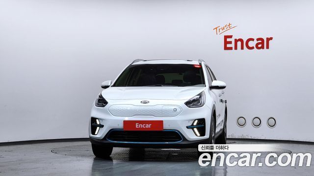 Kia Niro EV Noblesse - фото 2