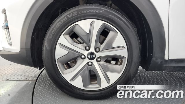 Kia Niro EV Noblesse - фото 4