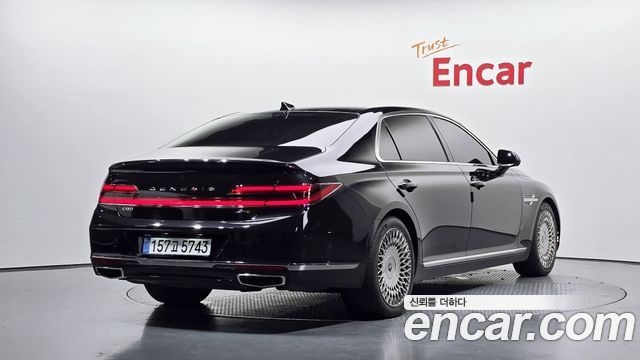 Genesis G90 3.3 T AWD Premium - фото 1