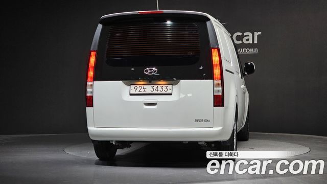 Hyundai Staria Cargo 3-Seater Modern - фото 2