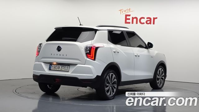 SsangYong Tivoli Gasoline 1.5 2WD V3 - фото 1