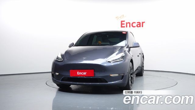 Tesla Model Y Long Range AWD - фото 2