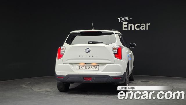 SsangYong Tivoli Gasoline 1.5 2WD V3 - фото 3
