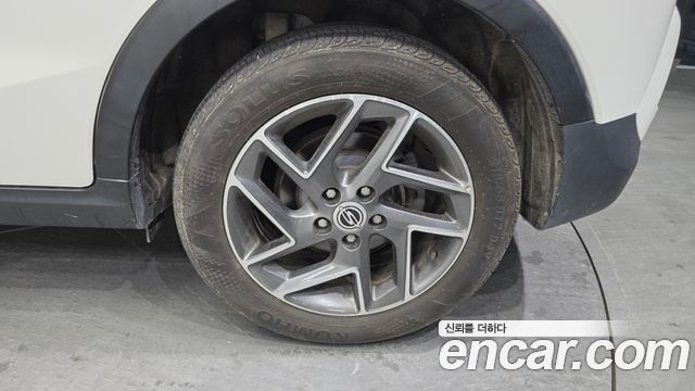 SsangYong Tivoli Gasoline 1.5 2WD V3 - фото 4