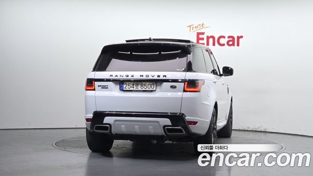 Land Rover Range Rover Sport 2-го поколения 3.0 SDV6 HSE Dynamic - фото 3