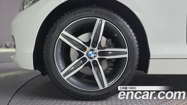 BMW 1 Series F20 118d Sport 5Door - фото 4
