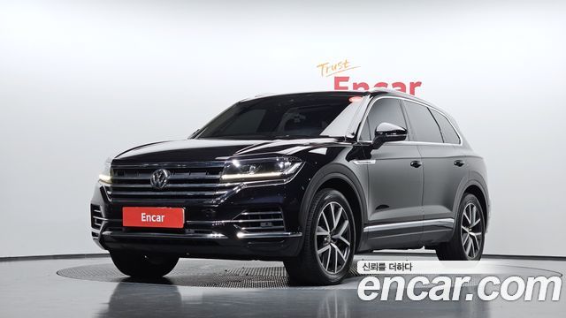 Volkswagen Touareg 3-го поколения 3.0 TDI Prestige - фото 0