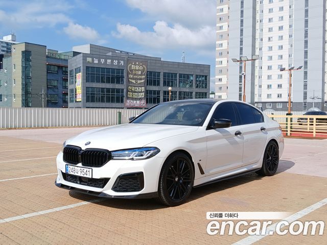 BMW 5 Series G30 520d xDrive M Sport Package Plus - фото 0