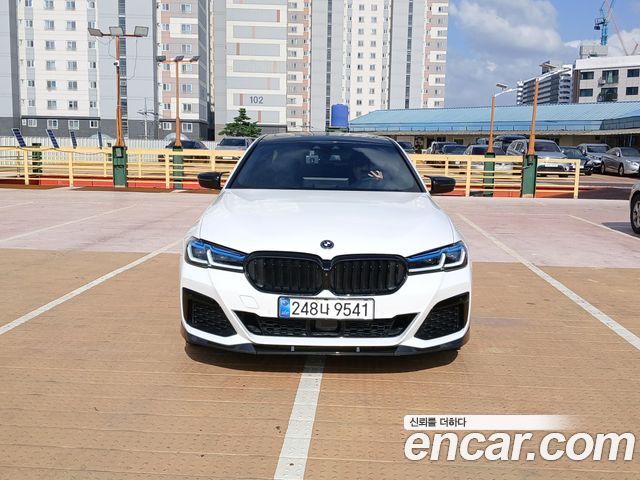 BMW 5 Series G30 520d xDrive M Sport Package Plus - фото 1