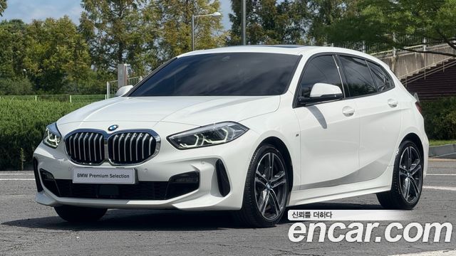 BMW 1 Series F40 120i M Sports - фото 0