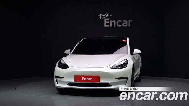Tesla Model 3 Long Range AWD - фото 2