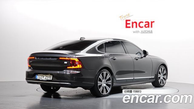 Volvo S90 T8 AWD Inscription - фото 1