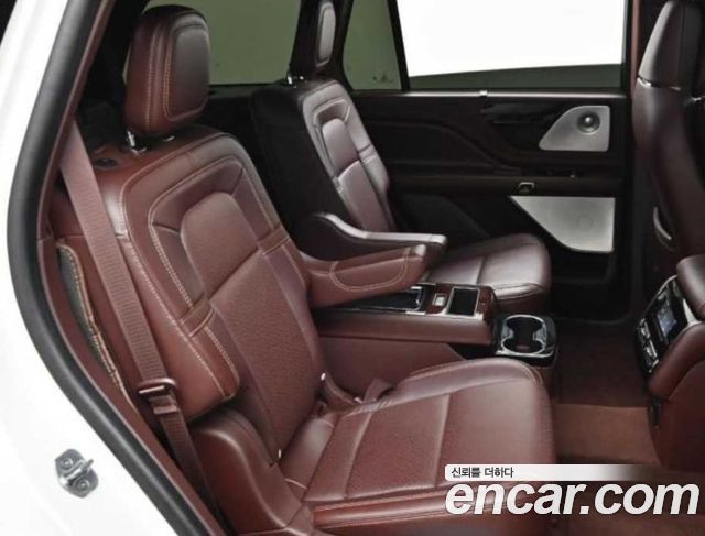 Lincoln Aviator 2-го поколения 3.0 Black Label AWD - фото 3